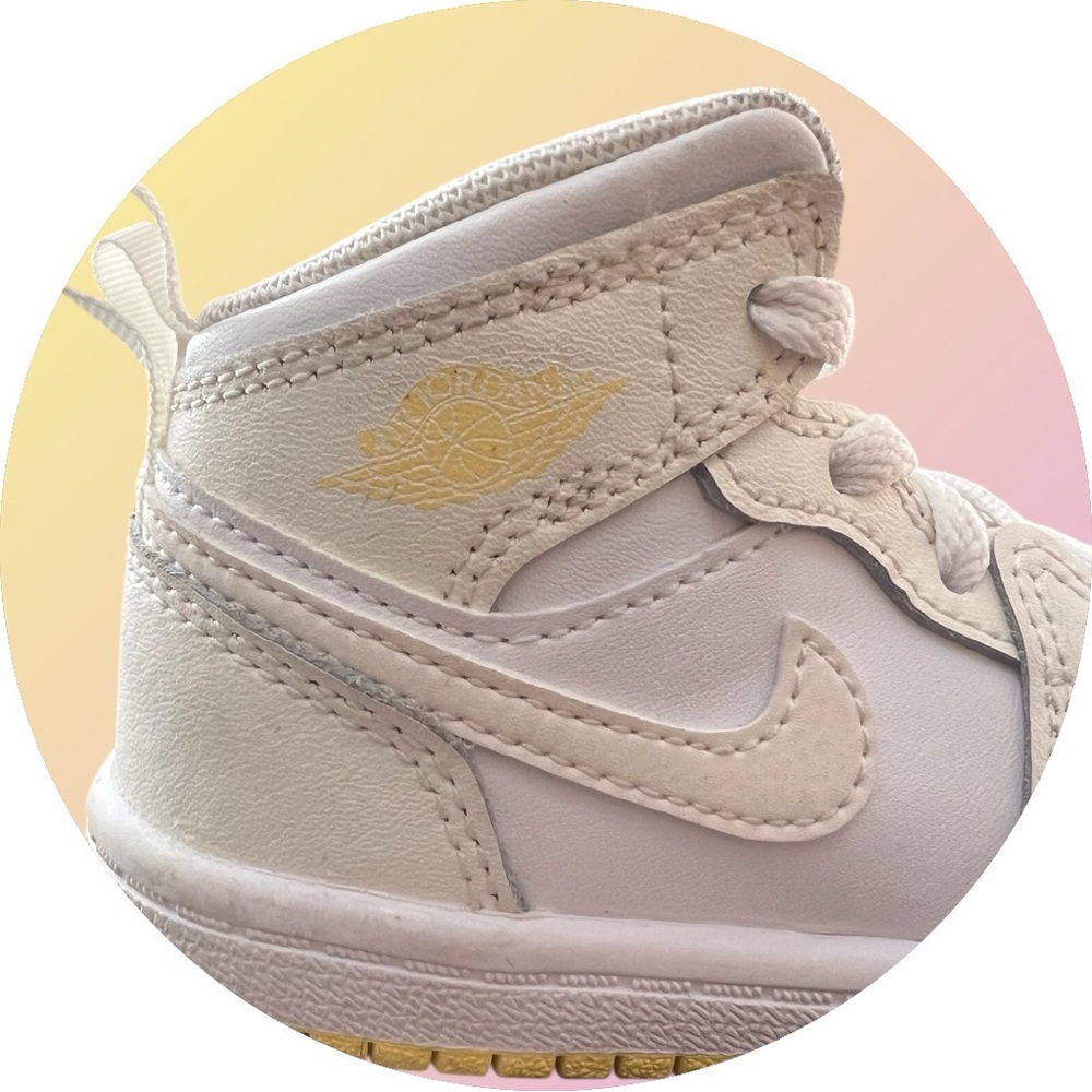 Jordan 1 Mid Toddler Cream Sneakers